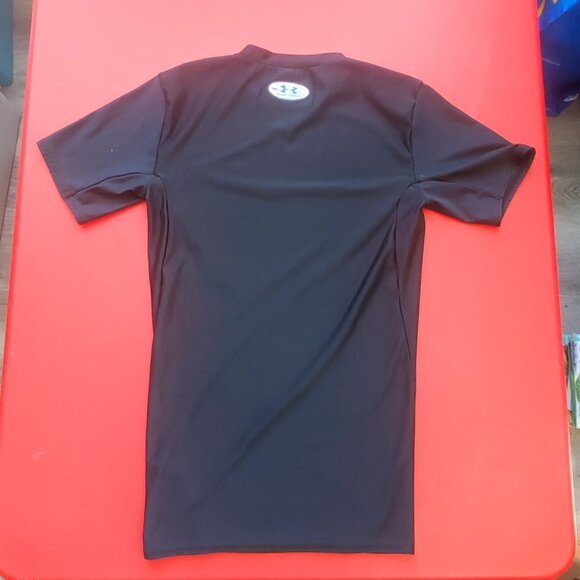 Under Armour Heatgear short sleeve athletic shirt black men's size MD - Picture 3 of 5